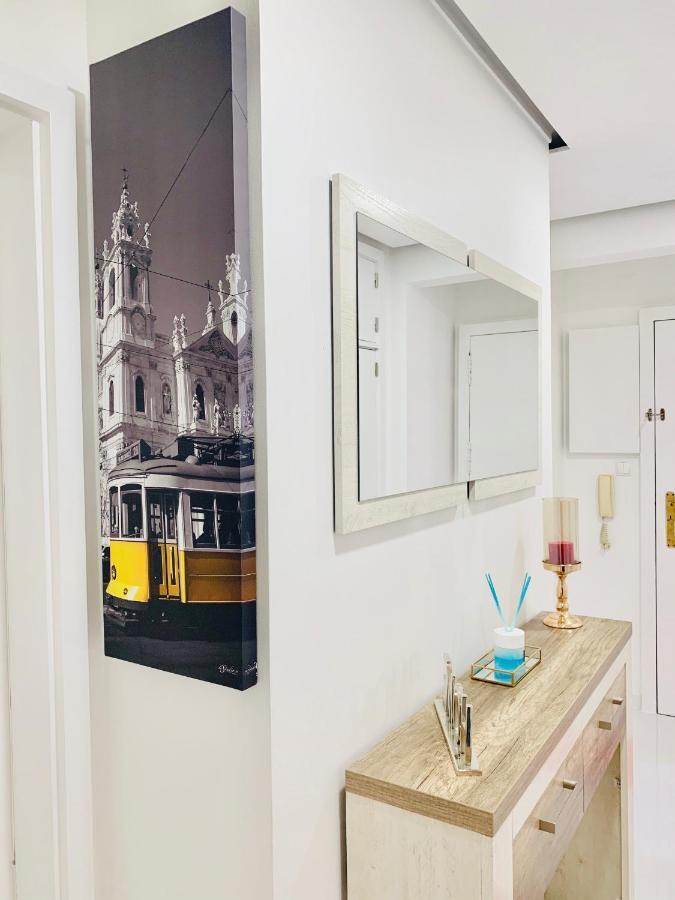 Rooms In Lisbon 3 Min From Metro Bela Vista Zewnętrze zdjęcie
